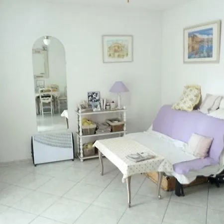 Luberon Loisirs 3 Apartment Six-Fours-les-Plages
