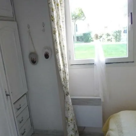 Luberon Loisirs 3 Apartment Six-Fours-les-Plages